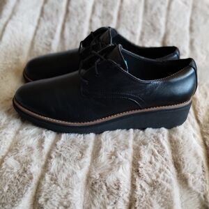 Clarks Collection Black Leather Lace-Up Comfort Oxford Shoes Women’s 8 EU 39